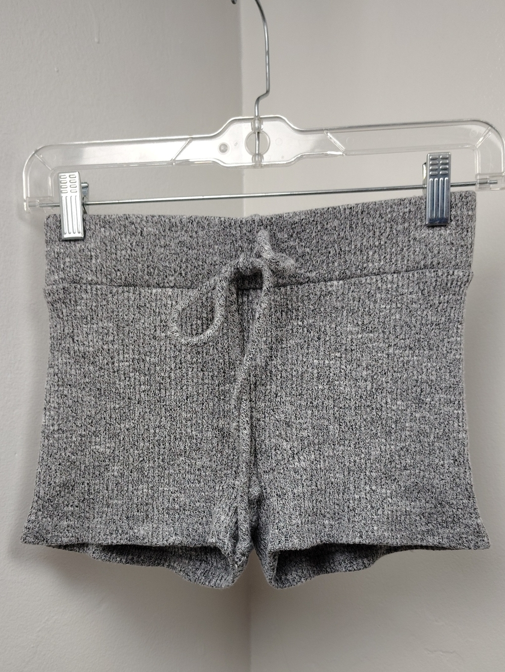Fashion Nova Cozy Knit Drawstring Detail Stretchy Women’s Shorts Gray Size Small - Picture 1 of 4